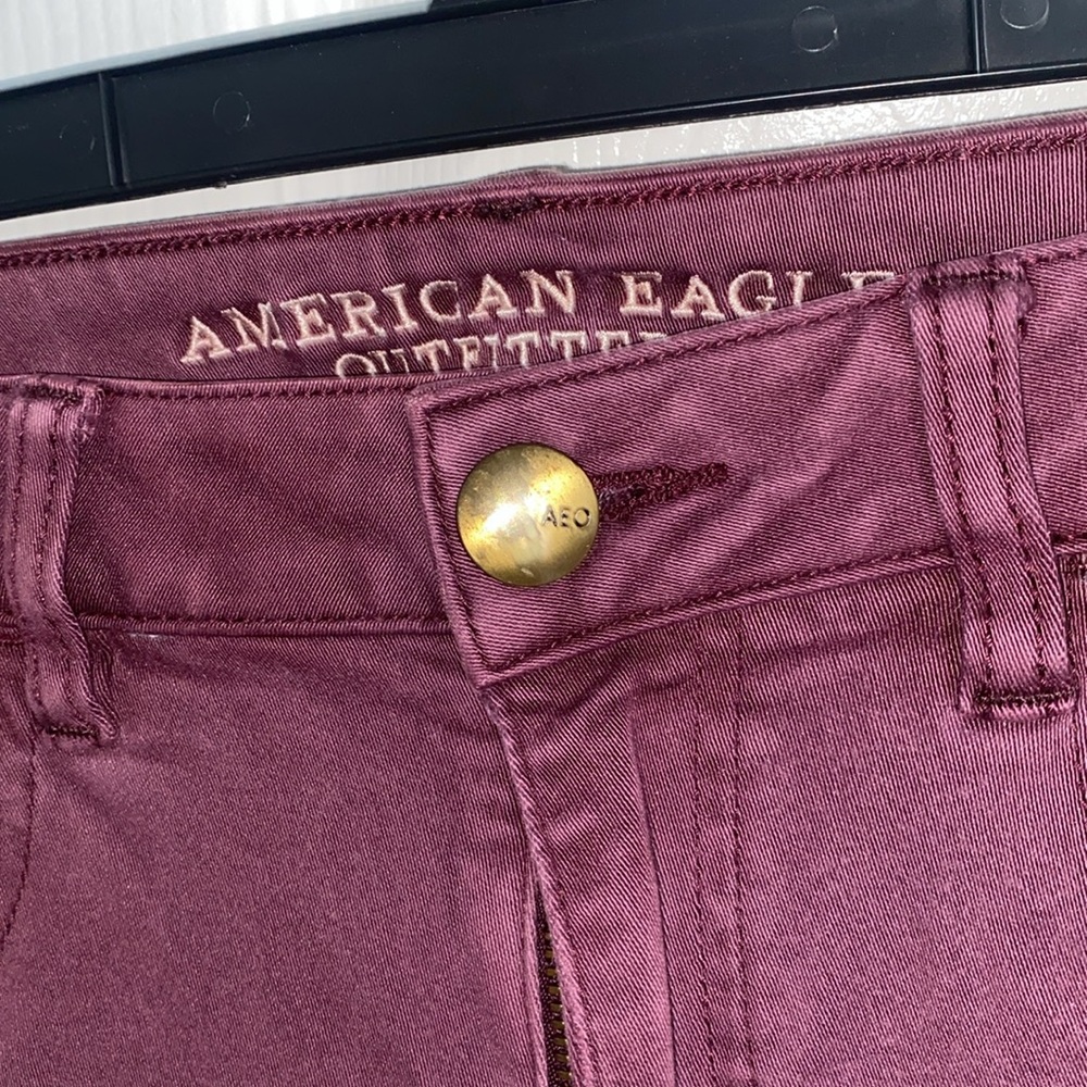 AMERICAN EAGLE - Picture 6 of 8